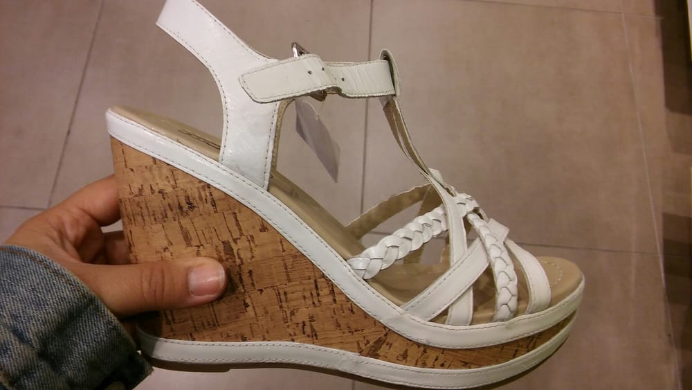 Deichmann Schuhe Spitalerstr. 14, Altstadt, Hamburg Görtz Outlet Schuhe Lilienstr. 10, Altstadt, Hamburg Yelp