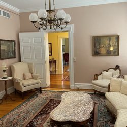 The Swope Manor - Sitting room