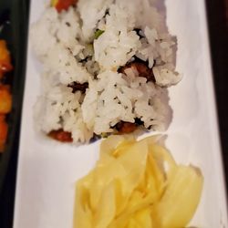 Spicy Tuna roll