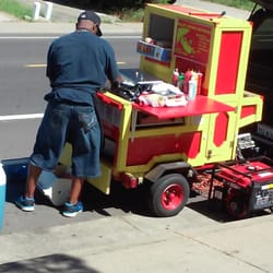 Crazy Haynie Hotdogs - Mr. Hanie working diligently to get his hot dogs ready.