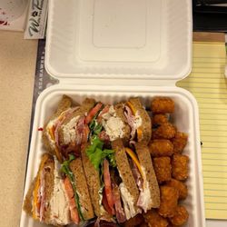 The Loose Wheel - Club sandwich and Tater Tots
