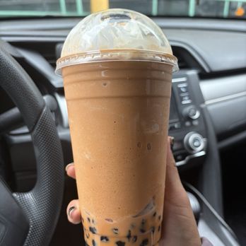 Honey Donuts - Blended Thai tea with boba - Donuts Near Me - Los Angeles, California Honey Donuts - Blended Thai tea with boba - Donuts Near Me - Los Angeles, California
