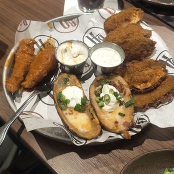 Black Angus Steakhouse - Wheel sampler - American Near Me - San Bernardino, California