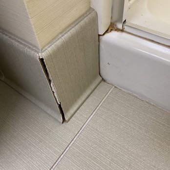 Hampton Inn & Suites Des Moines Downtown - Disintegrated grout at a joint. Also, shower shower scum build-up at the corner of the shower door frame. - Hotels Near Me - Des Moines, Iowa Hampton Inn & Suites Des Moines Downtown - Disintegrated grout at a joint. Also, shower shower scum build-up at the corner of the shower door frame. - Hotels Near Me - Des Moines, Iowa