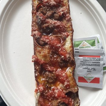MOTO Pizza - T-Mobile Park - KISSD pizza - Pizza Near Me - Seattle, Washington