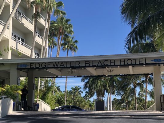 Edgewater Beach Hotel by null