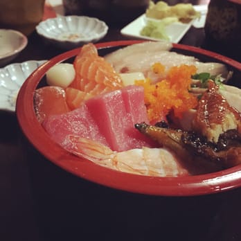 Musashi's - Chirashi - Sushi Bars Near Me - Seattle, Washington