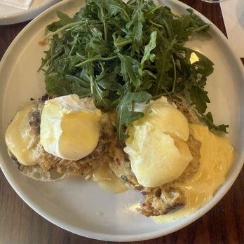 Ember & Iron - Crab cake Benedict - American Near Me - Jacksonville, Florida