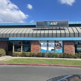 Exterior photo of AT&T Store - Fresno, California Exterior photo of AT&T Store - Fresno, California