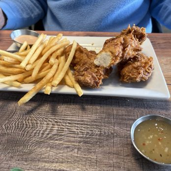 Linworth Grill - Chicken Tenders and Fries - Mediterranean Near Me - Worthington, Ohio Linworth Grill - Chicken Tenders and Fries - Mediterranean Near Me - Worthington, Ohio