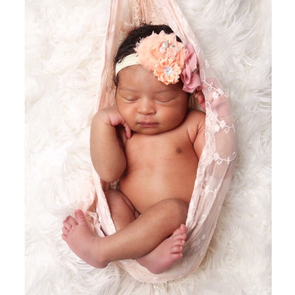 Hollywood Photo Studios - Newborn photo shoot - Session Photography Near Me - Phoenix, Arizona