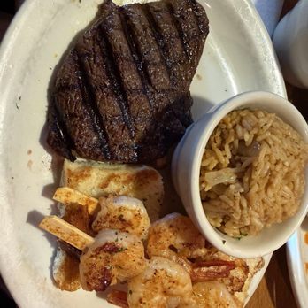 Texas Roadhouse - Sirloin 8oz & Grilled Shrimp with sides seasoned rice and veggies - Steakhouses Near Me - Fresno, California