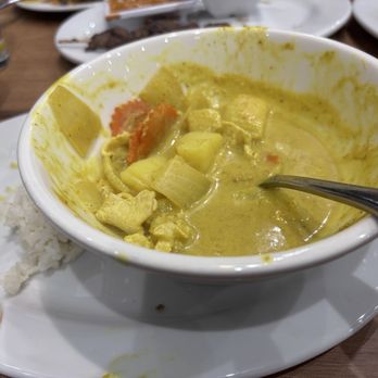 Thai Hot - Yellow Curry - Thai Near Me - Elk Grove, California