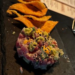 Ahi Tuma