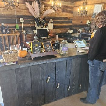 Grayhaven Winery - Standing in line, waiting for someone to help us - Wineries Near Me - Gum Spring, Virginia Grayhaven Winery - Standing in line, waiting for someone to help us - Wineries Near Me - Gum Spring, Virginia