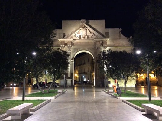 Porta Napoli by null