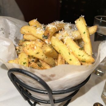 The Capital Grille - Wine Bars Near Me - Chicago, Illinois The Capital Grille - Wine Bars Near Me - Chicago, Illinois