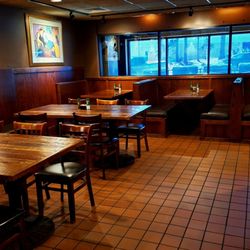 Iavarone's Steakhouse & Italian Grill - Dining Area