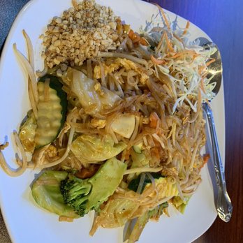 Bamboo Bistro - Vegetable pad Thai - Vietnamese Near Me - Anacortes, Washington Bamboo Bistro - Vegetable pad Thai - Vietnamese Near Me - Anacortes, Washington