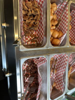 Liuyishou Hotpot by null