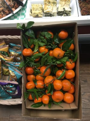 Max's Market & Eatery by null