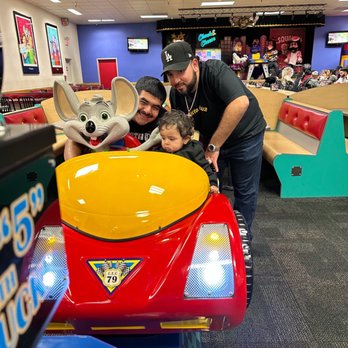 Chuck E. Cheese - Pizza Near Me - Ventura, California Chuck E. Cheese - Pizza Near Me - Ventura, California