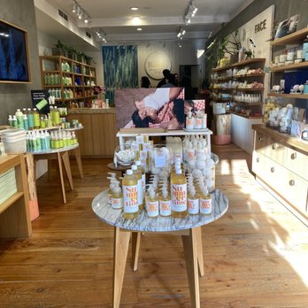 Rocky Mountain Soap Company - Rocky Mountain Soap Co. in Banff - Cosmetics & Beauty Supply Near Me - Banff, Alberta