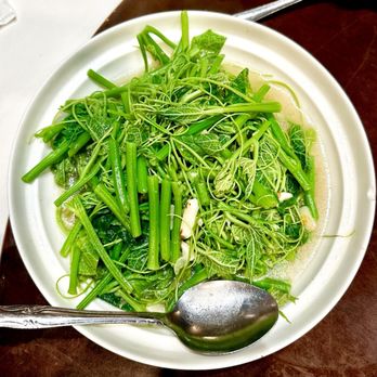 Orange Bistro - 龍鬚菜。 - Chinese Near Me - Alhambra, California