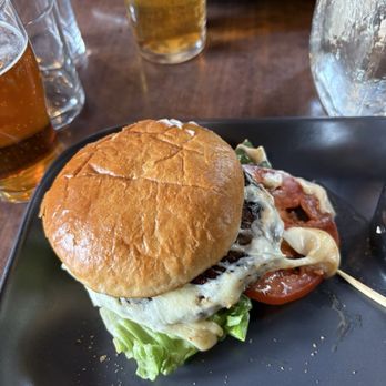 Isles Inn - Venison burger - Pubs Near Me - Portree, HLD Isles Inn - Venison burger - Pubs Near Me - Portree, HLD