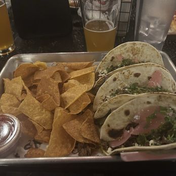 3 Keys Brewing - Carne asada STEAK TACOS - Breweries Near Me - Bradenton, Florida