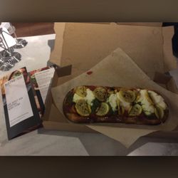 The Bistro @ Courtyard by Marriott - Fresh summer squash flatbread with choice of cheese and sauce, I chose regatta cheese with Marinera yummy