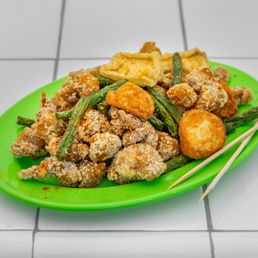 Fried Platter 炸物拼盤