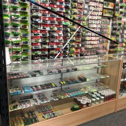Big Moe's Bait & Tackle