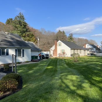 Bettina's Landscaping - a view of a residential neighborhood - Lawn Services Near Me Bettina's Landscaping - a view of a residential neighborhood - Lawn Services Near Me