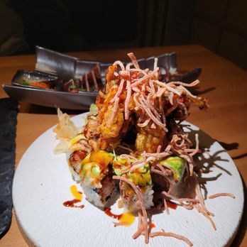Izakaya Nana - Crazy Nana Roll - Izakaya Near Me - Flushing, New York