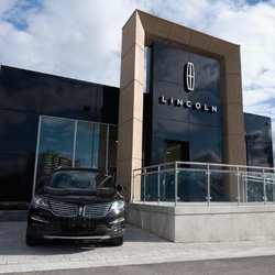 Bayfield Ford - Bayfield Lincoln in Barrie- Premier Lincoln Dealership dealership in the areas of Barrie, Midhurst, Innisfil, Thornton and Oro-Medonte.