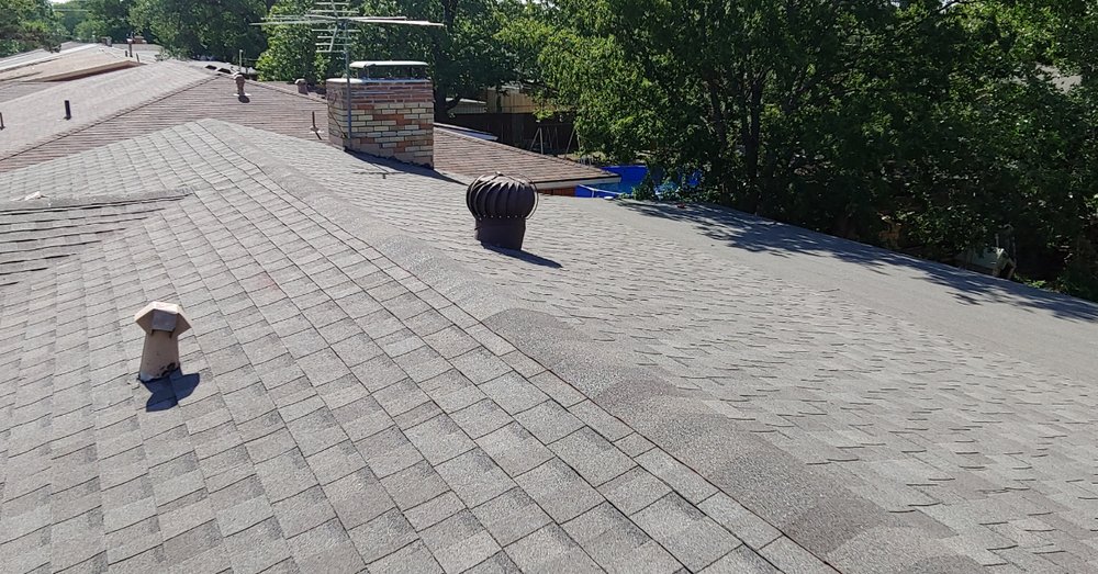 Slide of 806 Roofing and Construction