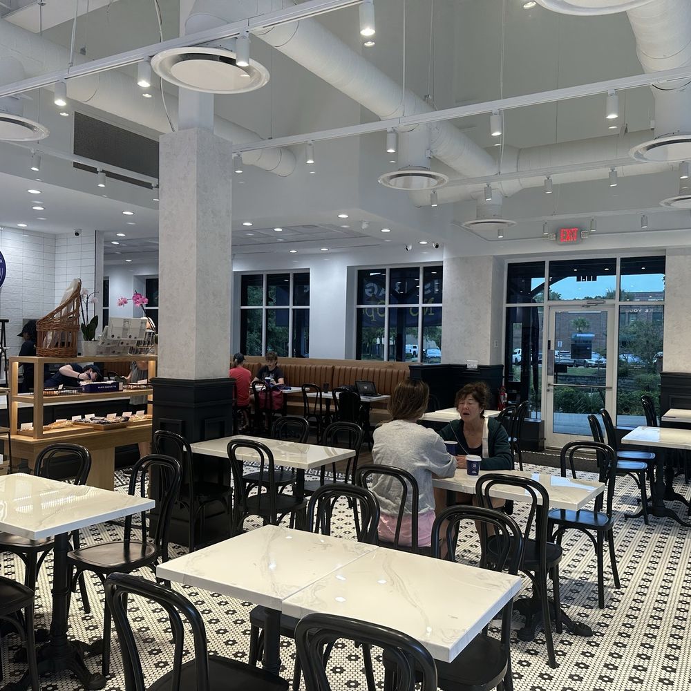 Paris Baguette - Coffee & Tea Near Me - Mt. Pleasant, South Carolina Paris Baguette - Coffee & Tea Near Me - Mt. Pleasant, South Carolina