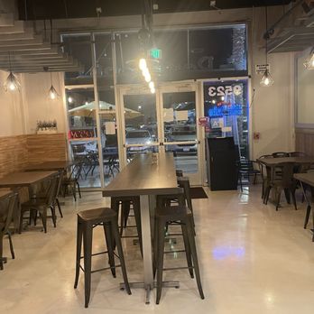 Poke2 Grill - Inside restaurant view - Poke Near Me - Downey, California