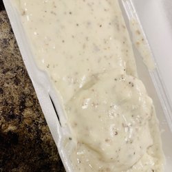 Aunt Bea's BBQ - Sausage Gravy & Biscuits