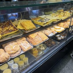 Carcassone - The dessert bar!