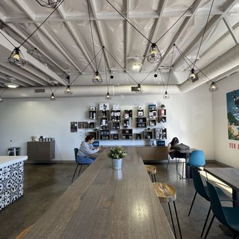 Chocolate Fish Coffee Roasters - Coffee Roasteries Near Me - Sacramento, California Chocolate Fish Coffee Roasters - Coffee Roasteries Near Me - Sacramento, California