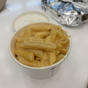 Beecher's Handmade Cheese - Mac and Cheese - Sandwiches Near Me - Chicago, Illinois