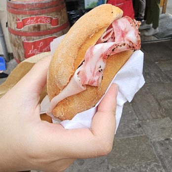 Bacareto Da Lele - Wine Bars Near Me - Venezia, VE Bacareto Da Lele - Wine Bars Near Me - Venezia, VE
