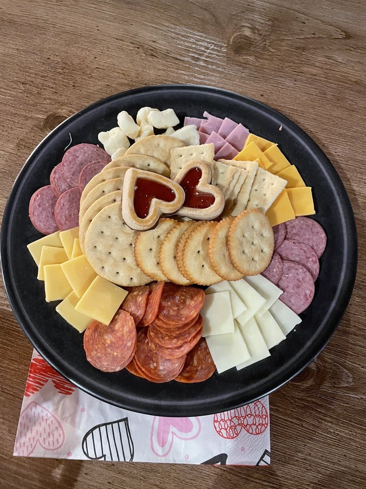 FIVE VINES WINERY Updated September 2024 12179 Buckland Holden Rd