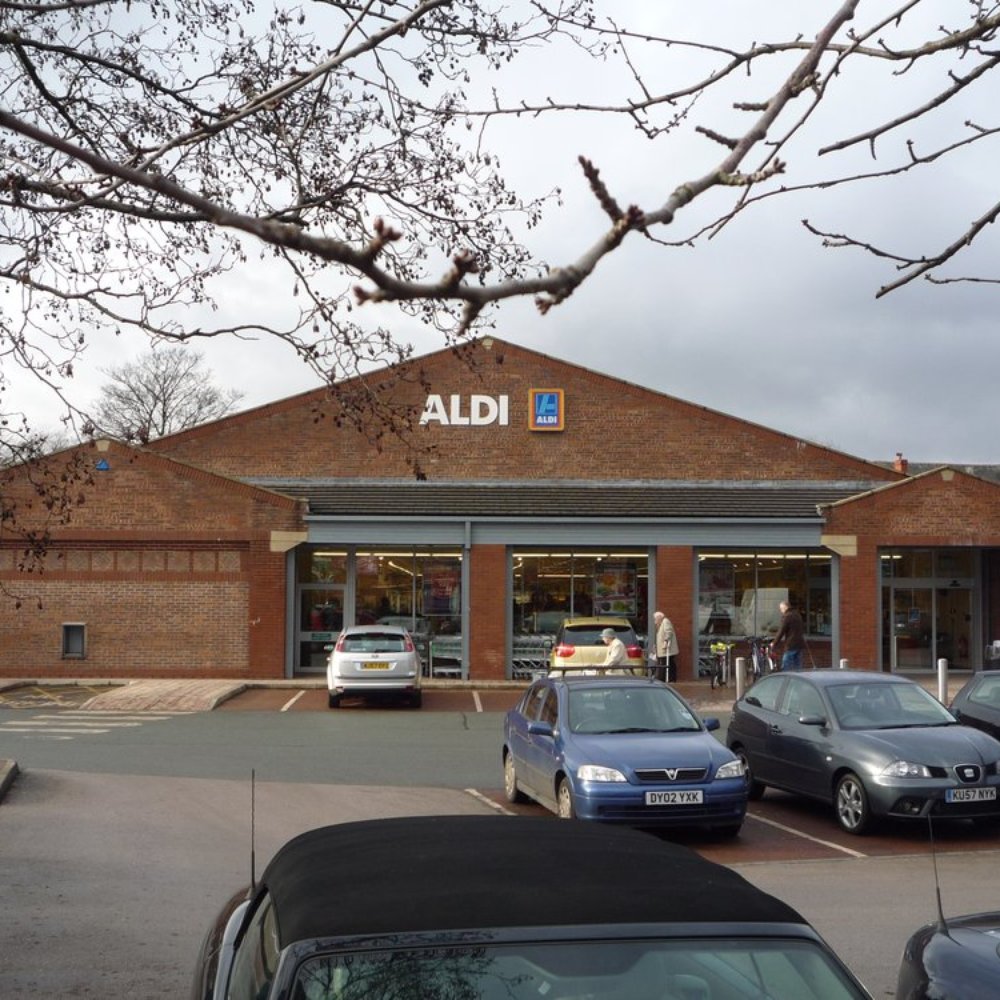 Aldi - Grocery Near Me - Manchester, XGM