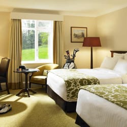 Hollins Hall Marriott Hotel & Country Club - Hollins Hall, A Marriott Hotel & Country Club has 122 ensuite bedrooms. Choose from standard bedrooms with either 1 or 2 double