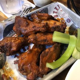 Traditional Hot Wings Traditional Hot Wings