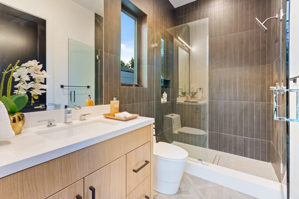 Slide of Renovate Works