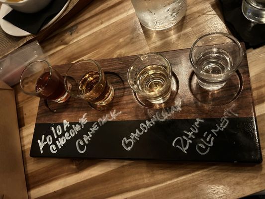 Casta's Rum Bar by null